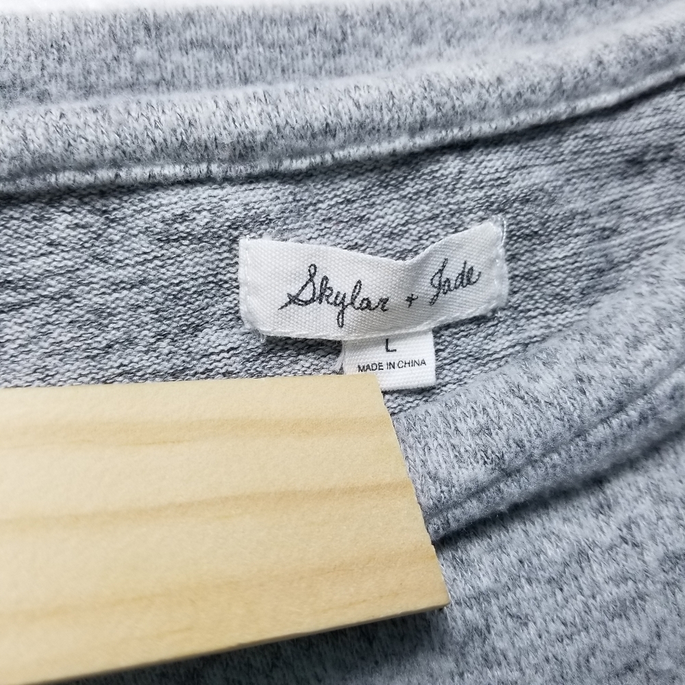SKYLER & JADE WOMEN'S GRAY BLOUSE SIZE LARGE - Picture 3 of 12